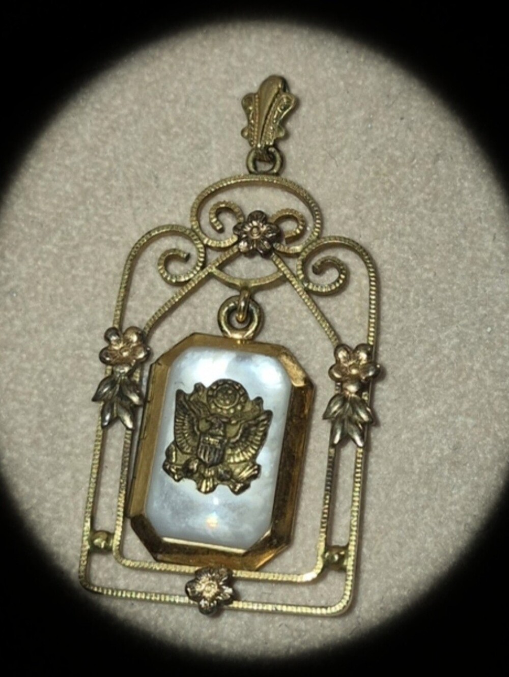 Vintage WWII Hayward 12K GF US Army Sweetheart Locket Pendant, MOP Plated Frame